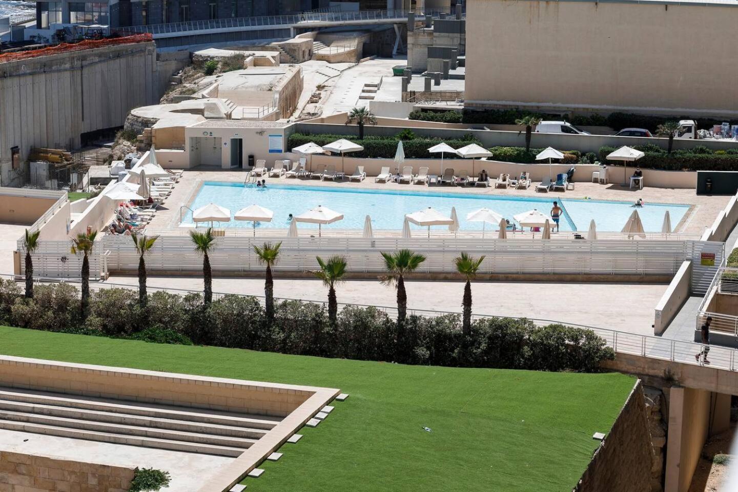 Fort Cambridge Apartments By Homely Sliema Extérieur photo